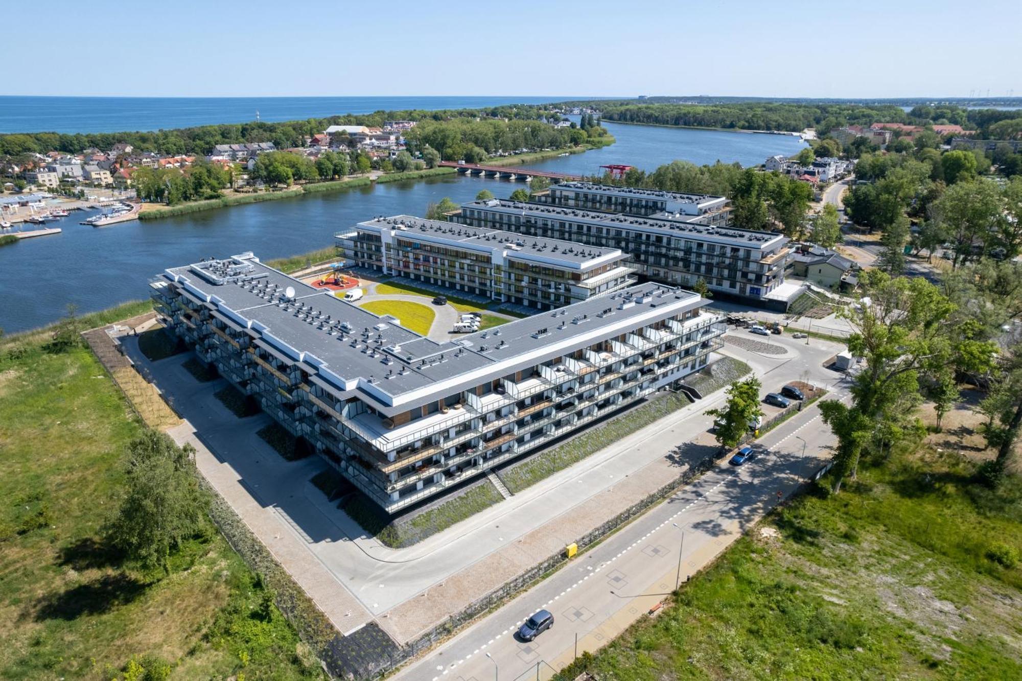 Wellness & Spa Resort Dziwnow Riverfront Apartments With Parking By Noclegi Renters Екстер'єр фото